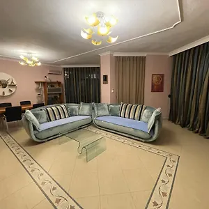 Apartment Mak